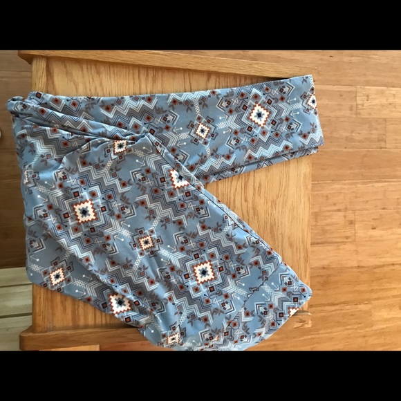 Lularoe clothing. $20 each item - Picture 4 of 8